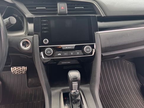 Used 2020 Honda Civic Sport image 13