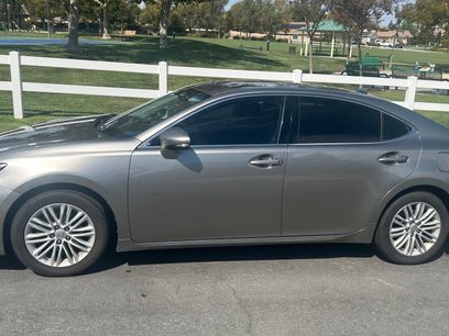 Used 2016 Lexus ES 350