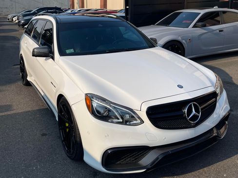 Used 2014 Mercedes-Benz E 63 AMG S-Model image 1