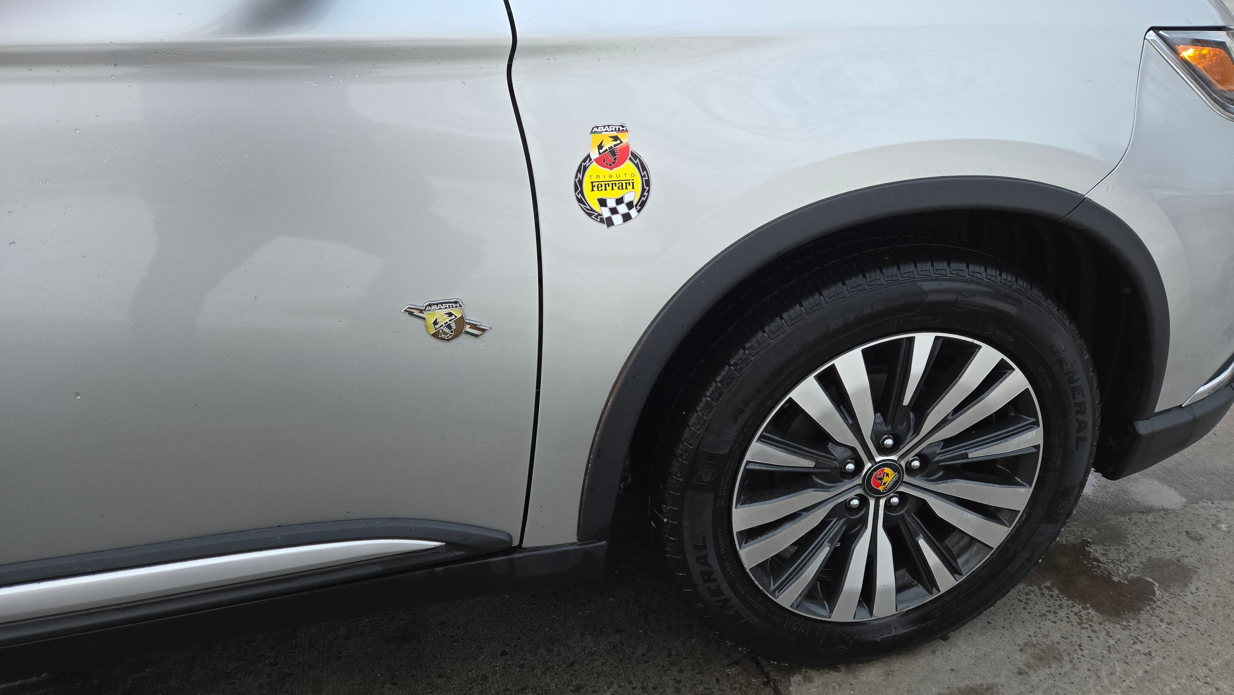 Used 2020 Mitsubishi Outlander SEL AWD/4WD image 9