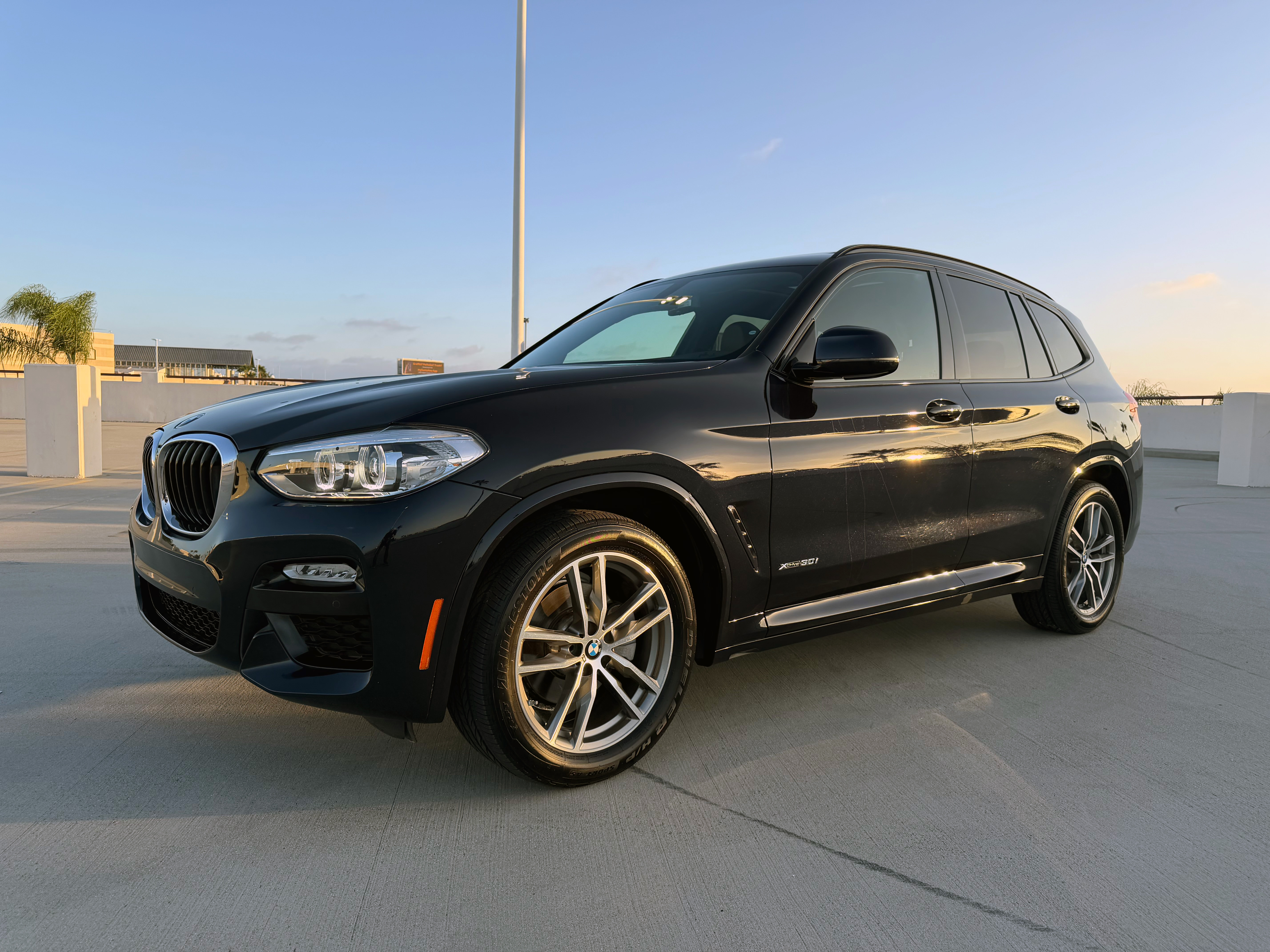 Used 2018 BMW X3 xDrive30i AWD/4WD image 2