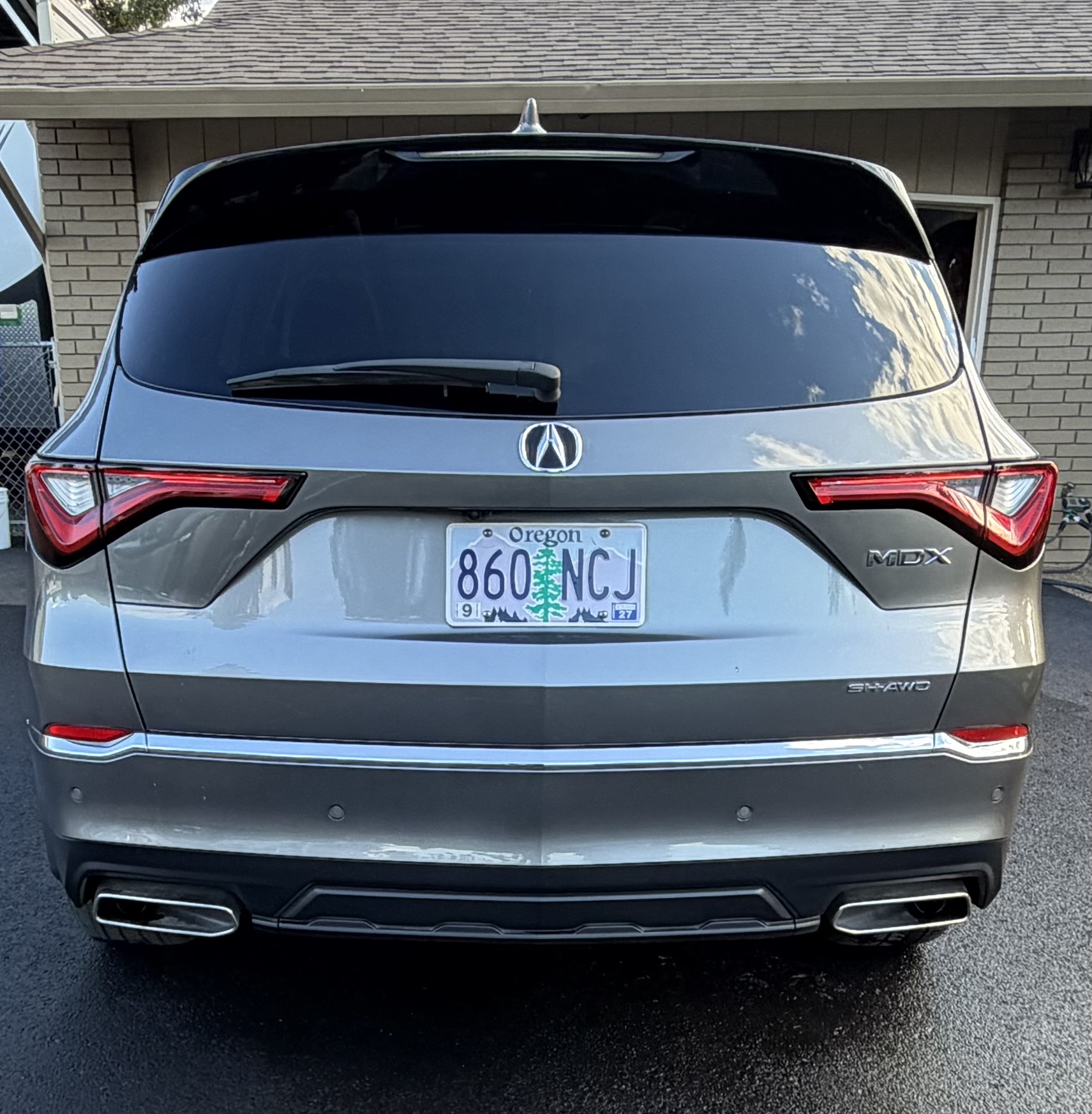 Used 2023 Acura MDX w/ Technology Package AWD/4WD image 5