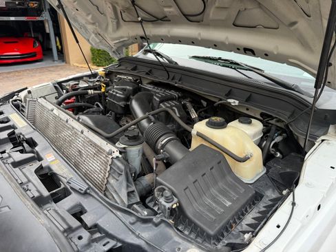 Used 2015 Ford F350 XL w/ Power Equipment Group RWD image 13