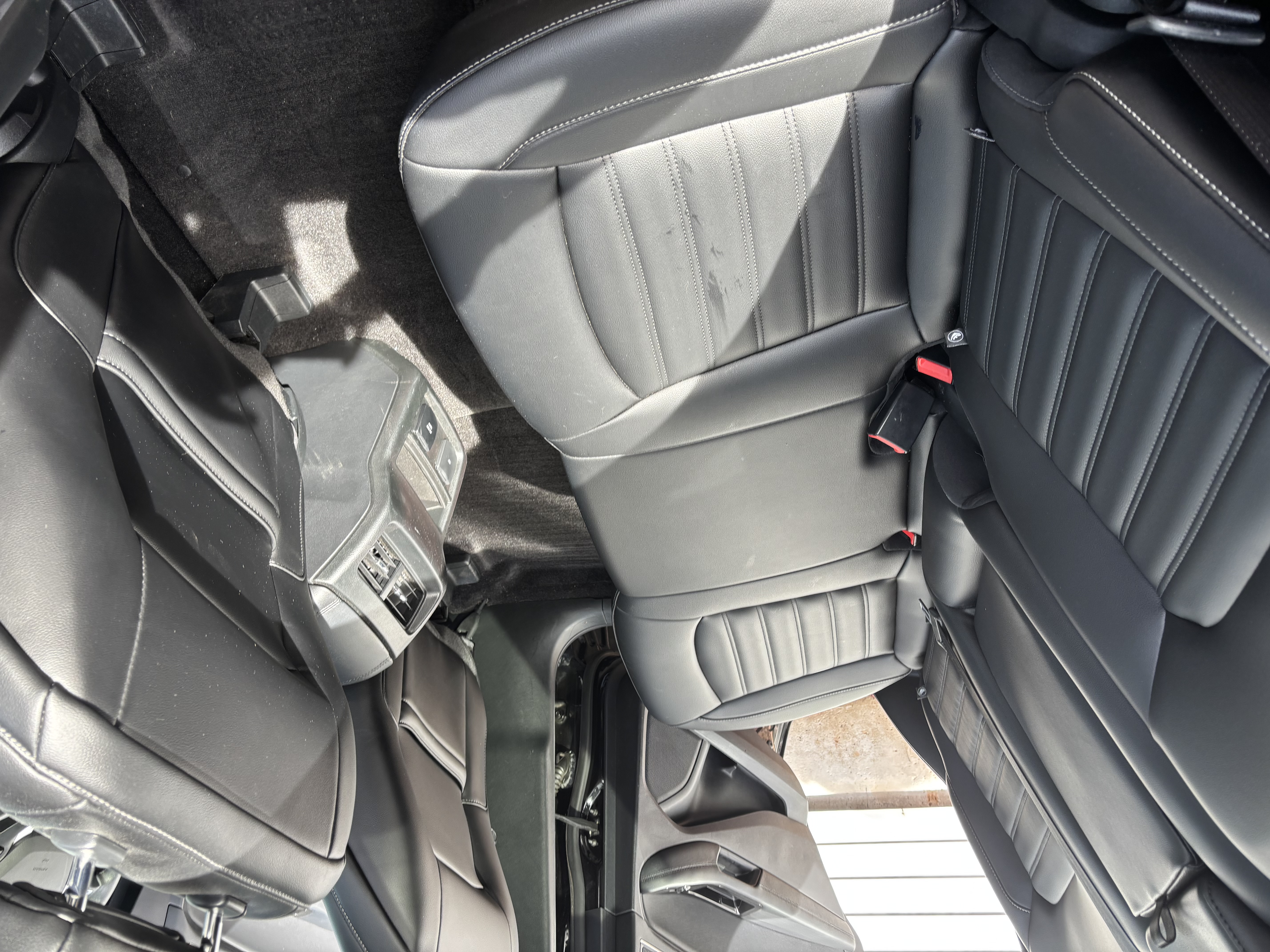 Used 2020 Ford Edge SEL w/ Convenience Package AWD/4WD image 14