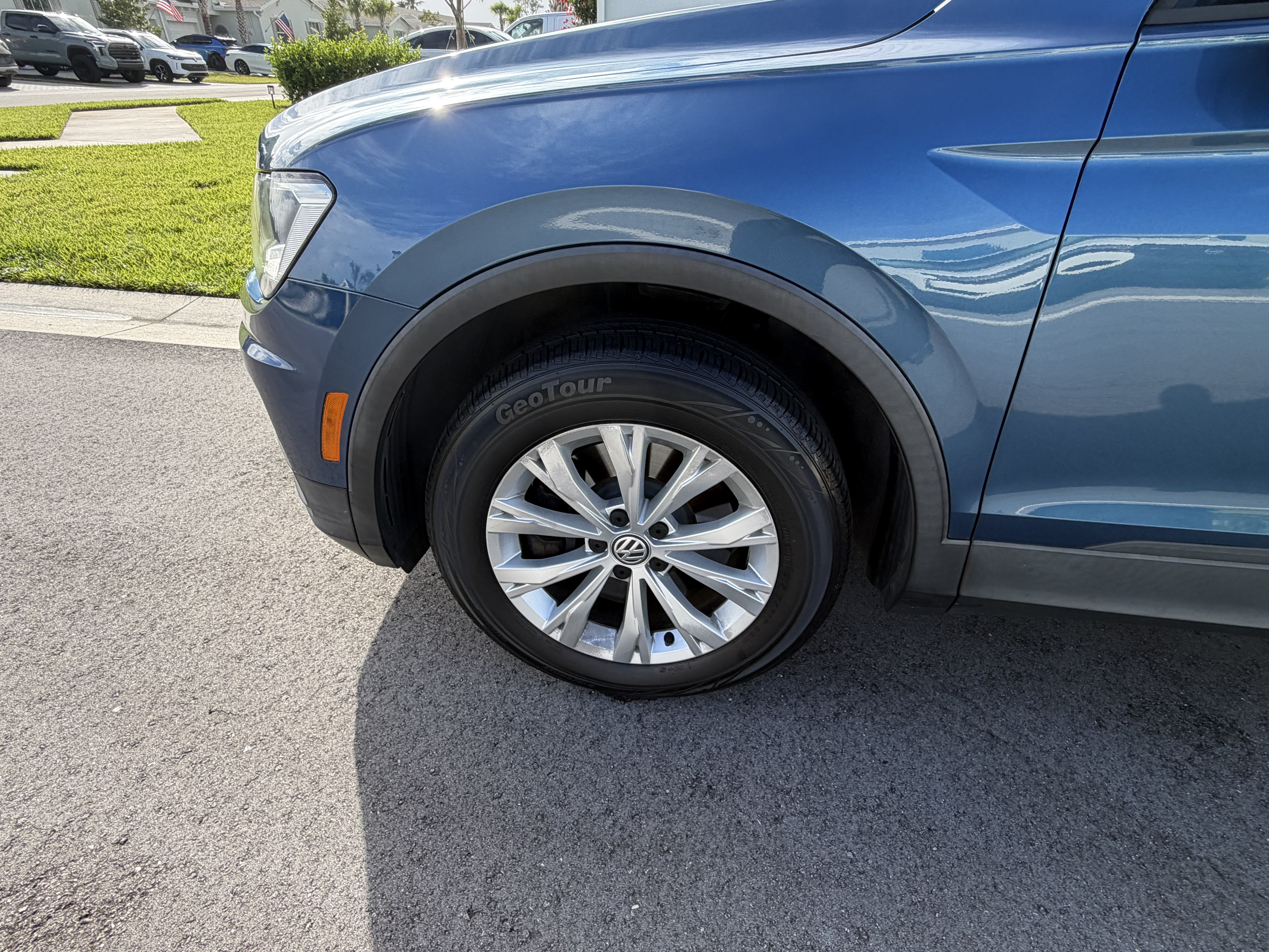 Used 2018 Volkswagen Tiguan S FWD image 23