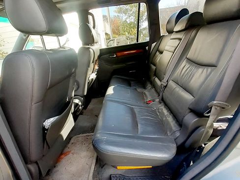 Used 2004 Lexus GX 470 image 6