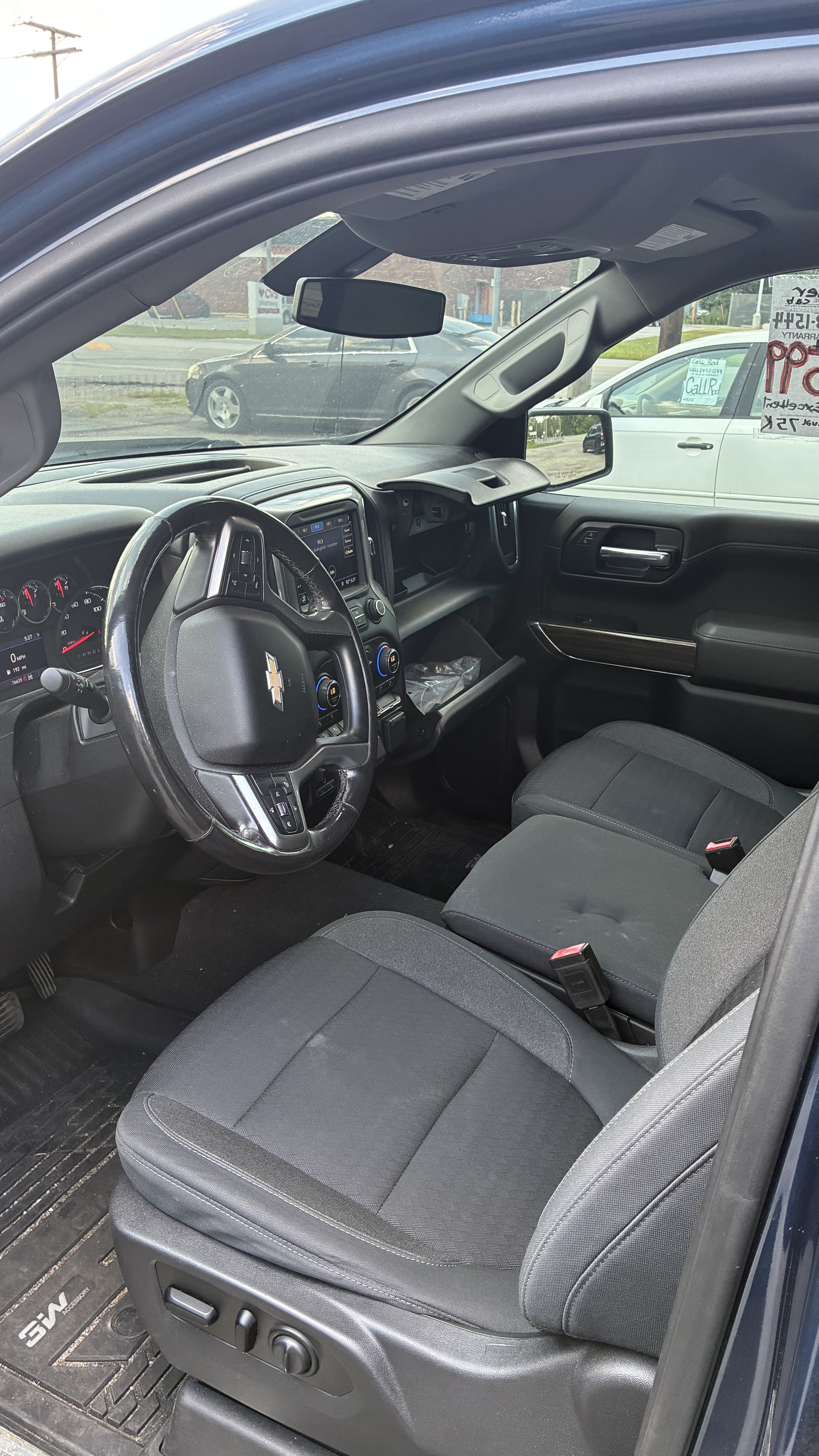 Used 2019 Chevrolet Silverado 1500 LT w/ All-Star Edition AWD/4WD image 8