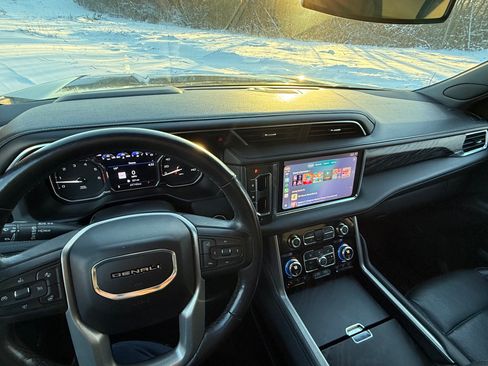 Used 2021 GMC Yukon Denali image 18