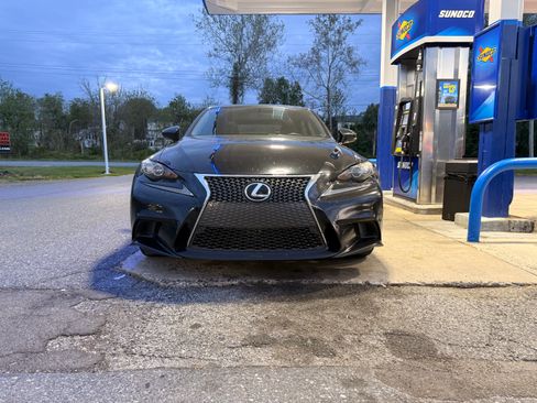 Used 2014 Lexus IS 250 AWD w/ F-Sport Package image 9