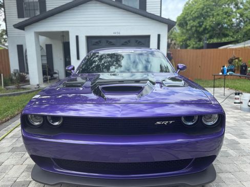 Used 2016 Dodge Challenger SRT Hellcat RWD image 11