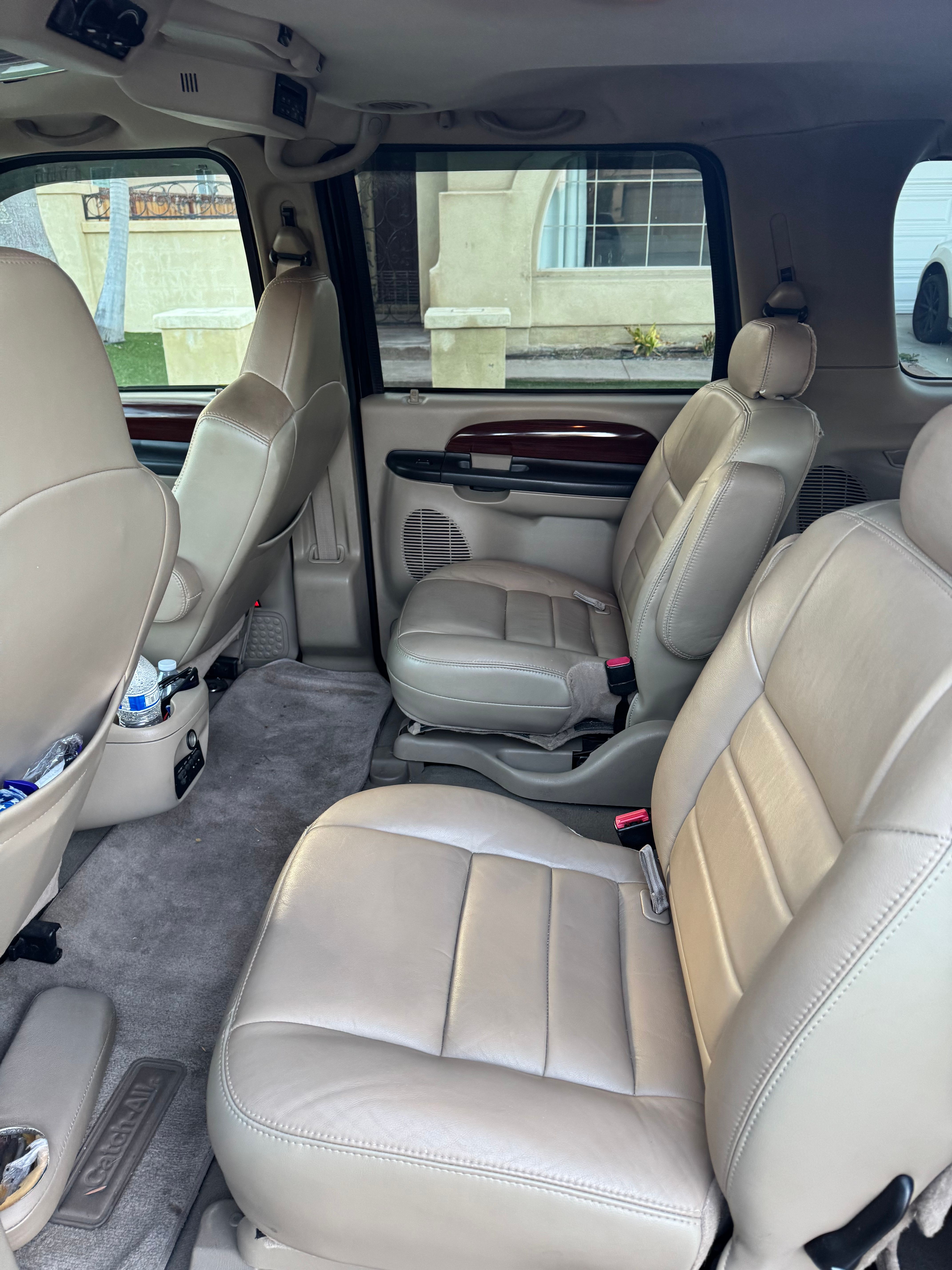 Used 2005 Ford Excursion Limited AWD/4WD image 16