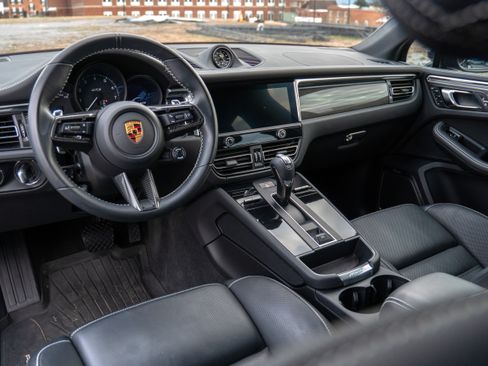 Used 2022 Porsche Macan GTS image 16
