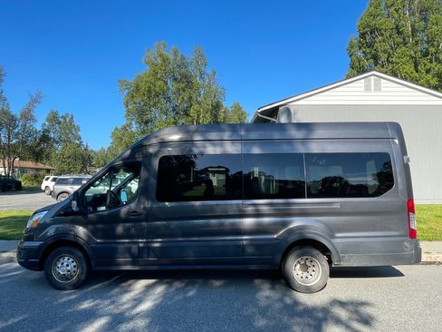 Used 2020 Ford Transit 350 XLT RWD image 6