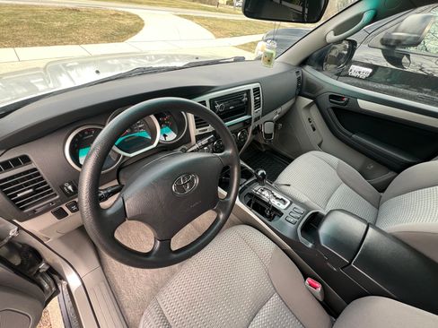 Used 2006 Toyota 4Runner Sport AWD/4WD image 9