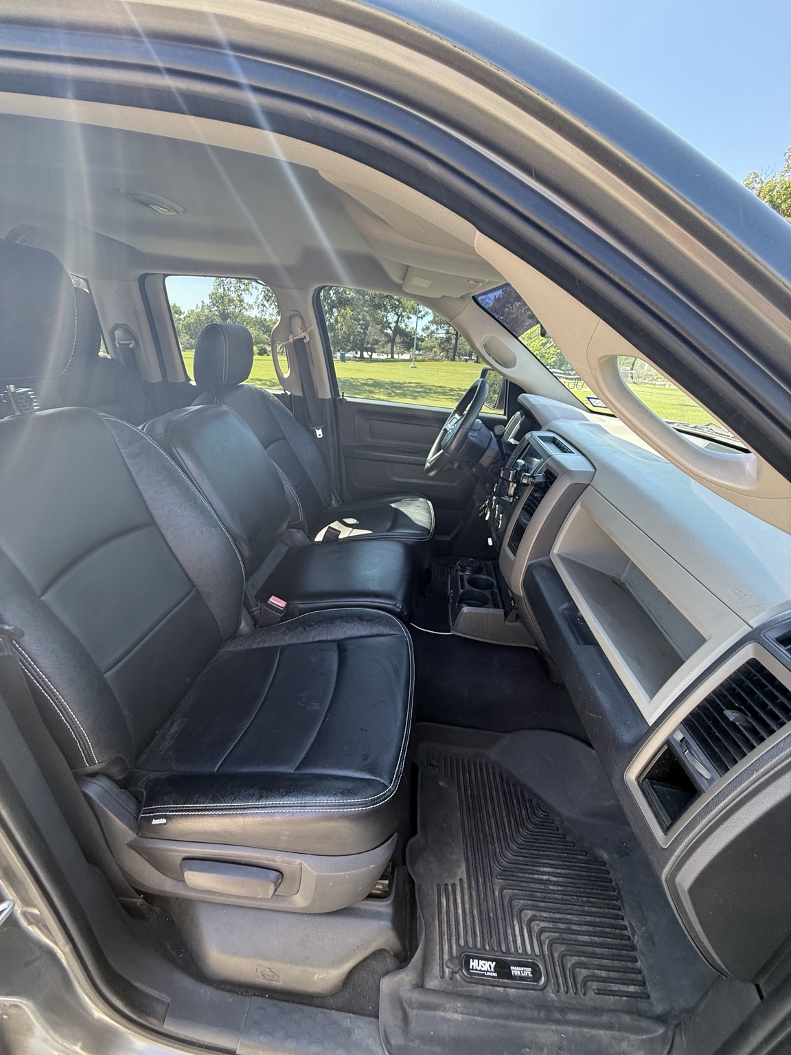 Used 2011 RAM 1500 ST w/ ST Popular Equipment Group AWD/4WD image 4