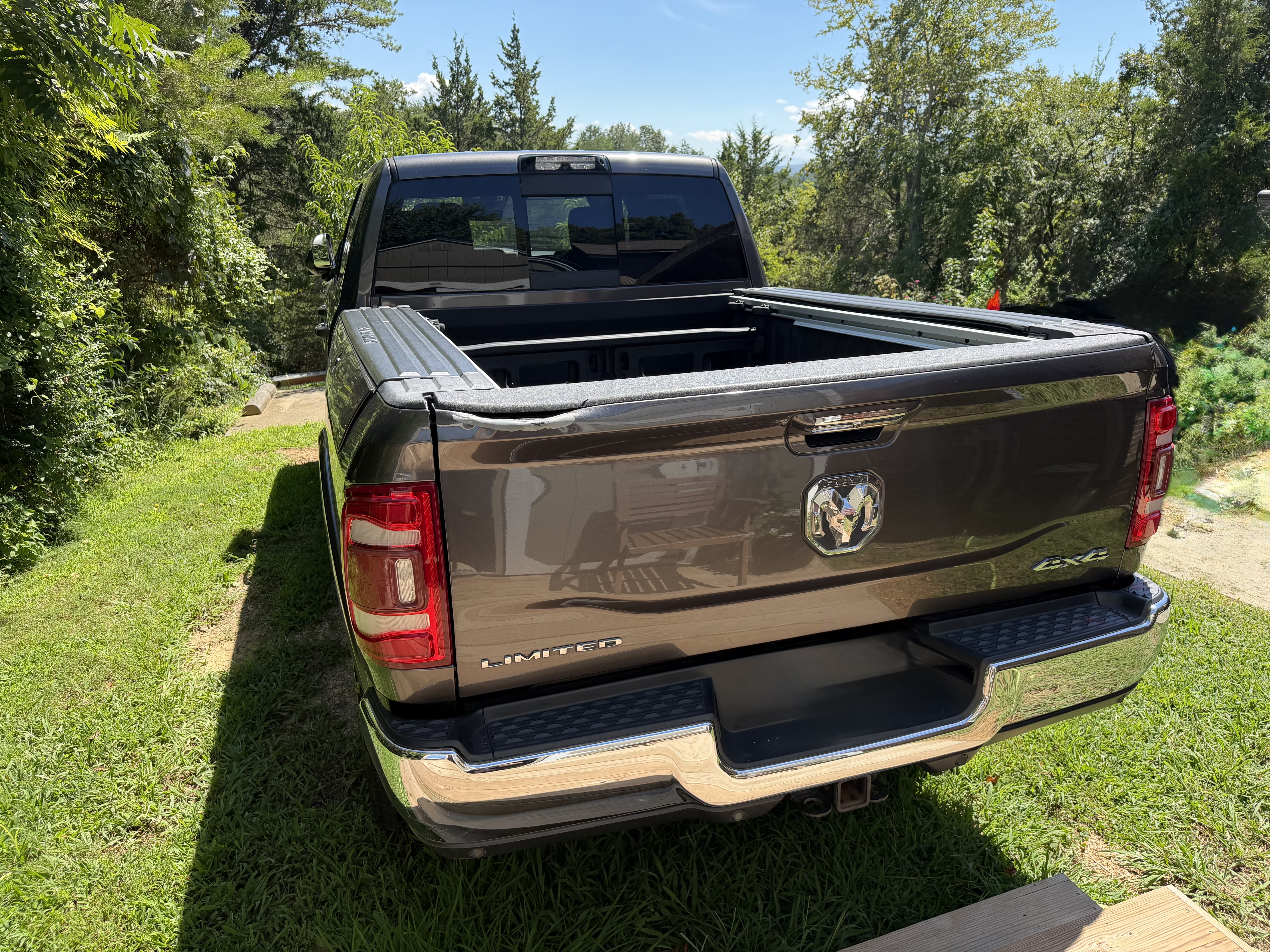 Used 2019 RAM 2500 Limited AWD/4WD image 11