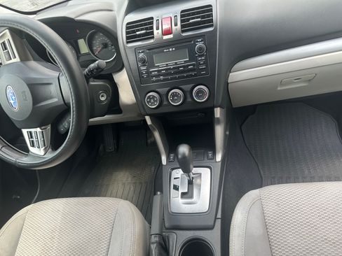 Used 2014 Subaru Forester 2.5i Premium w/ All-Weather Package AWD/4WD image 11