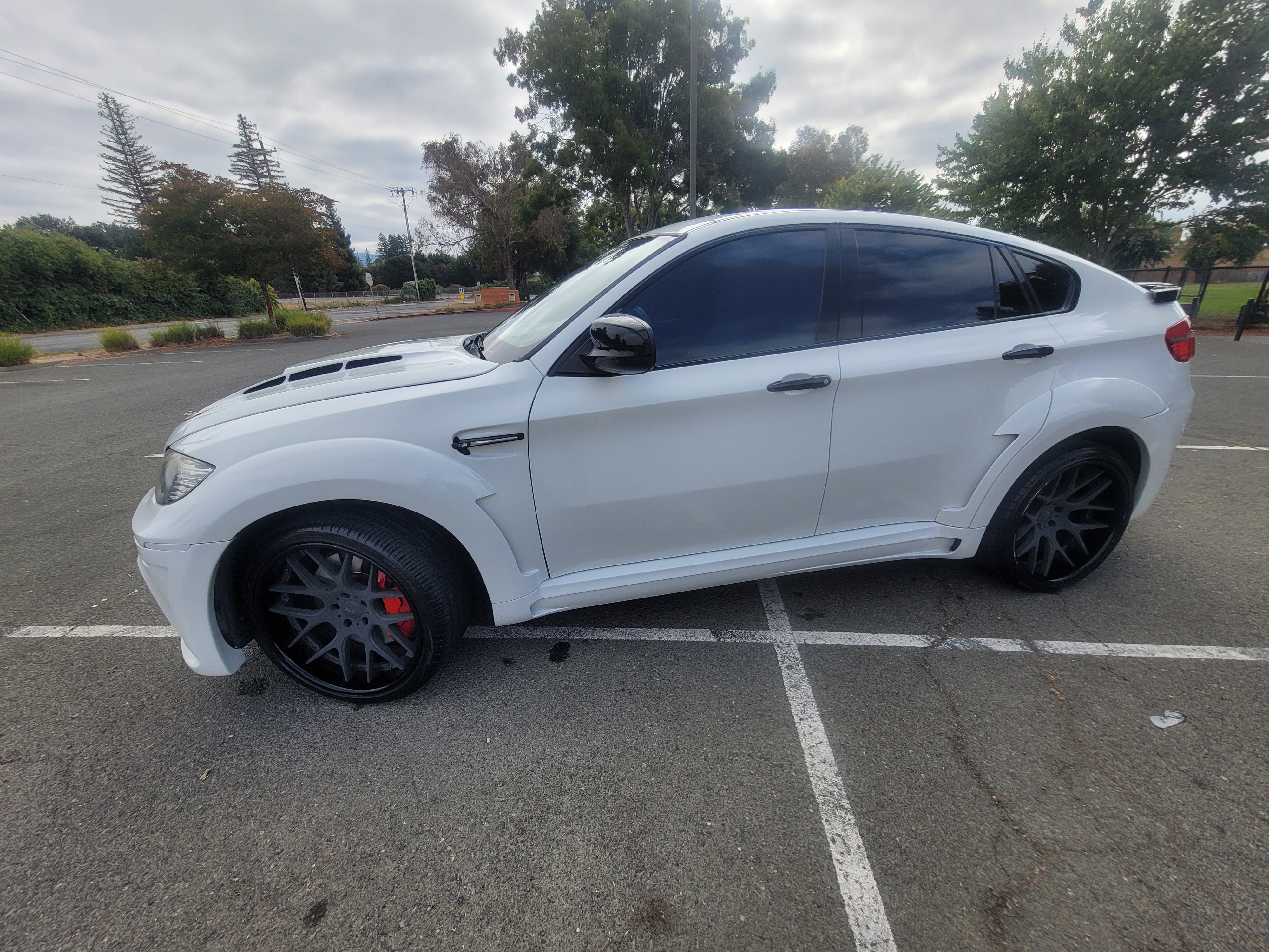Used 2011 BMW X6 M AWD/4WD image 1
