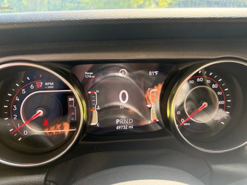 Used 2021 Jeep Gladiator Mojave AWD/4WD image 8