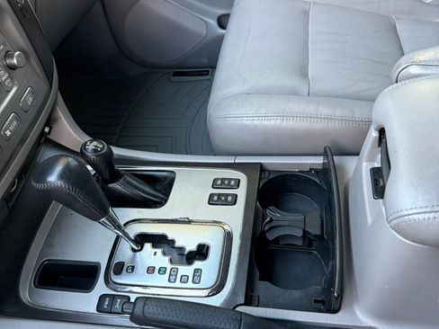 Used 2003 Toyota Land Cruiser image 19