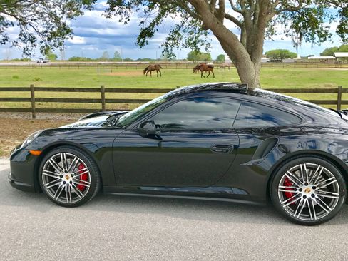 Used 2015 Porsche 911 4 Coupe AWD/4WD image 1