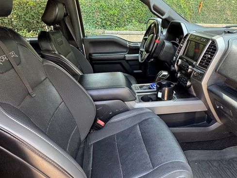 Used 2019 Ford F150 Raptor w/ Equipment Group 802A Luxury AWD/4WD image 9