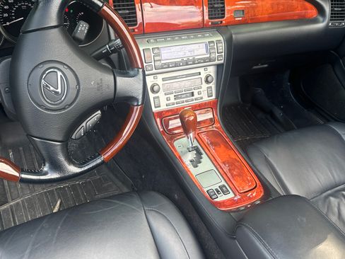 Used 2007 Lexus SC 430 Convertible RWD image 22