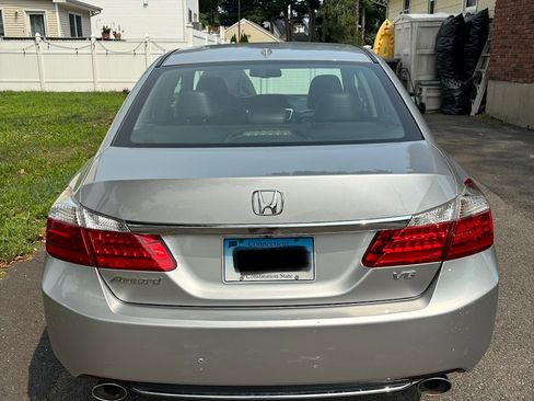 Used 2014 Honda Accord EX-L image 5