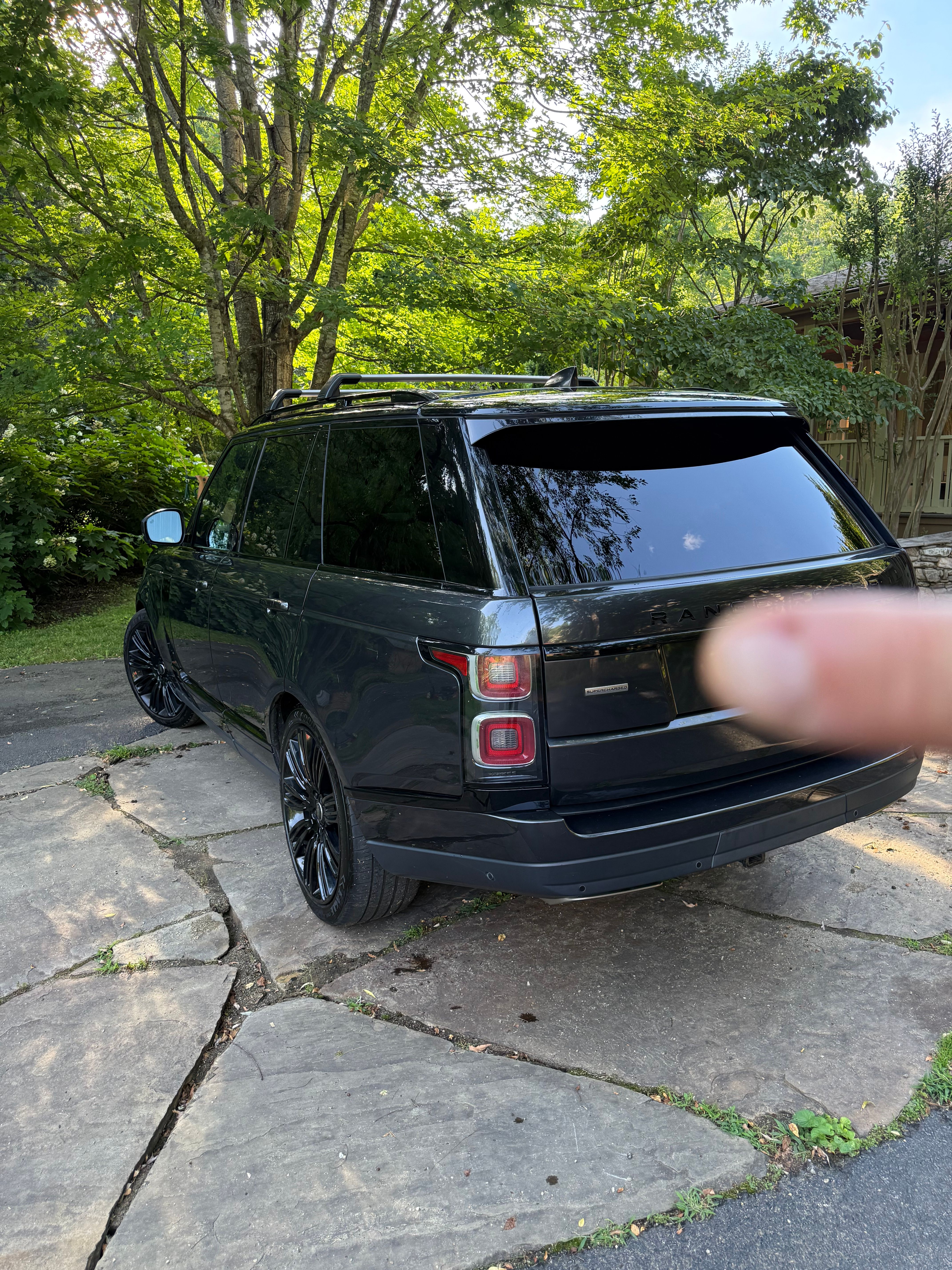 Used 2019 Land Rover Range Rover Supercharged AWD/4WD image 6