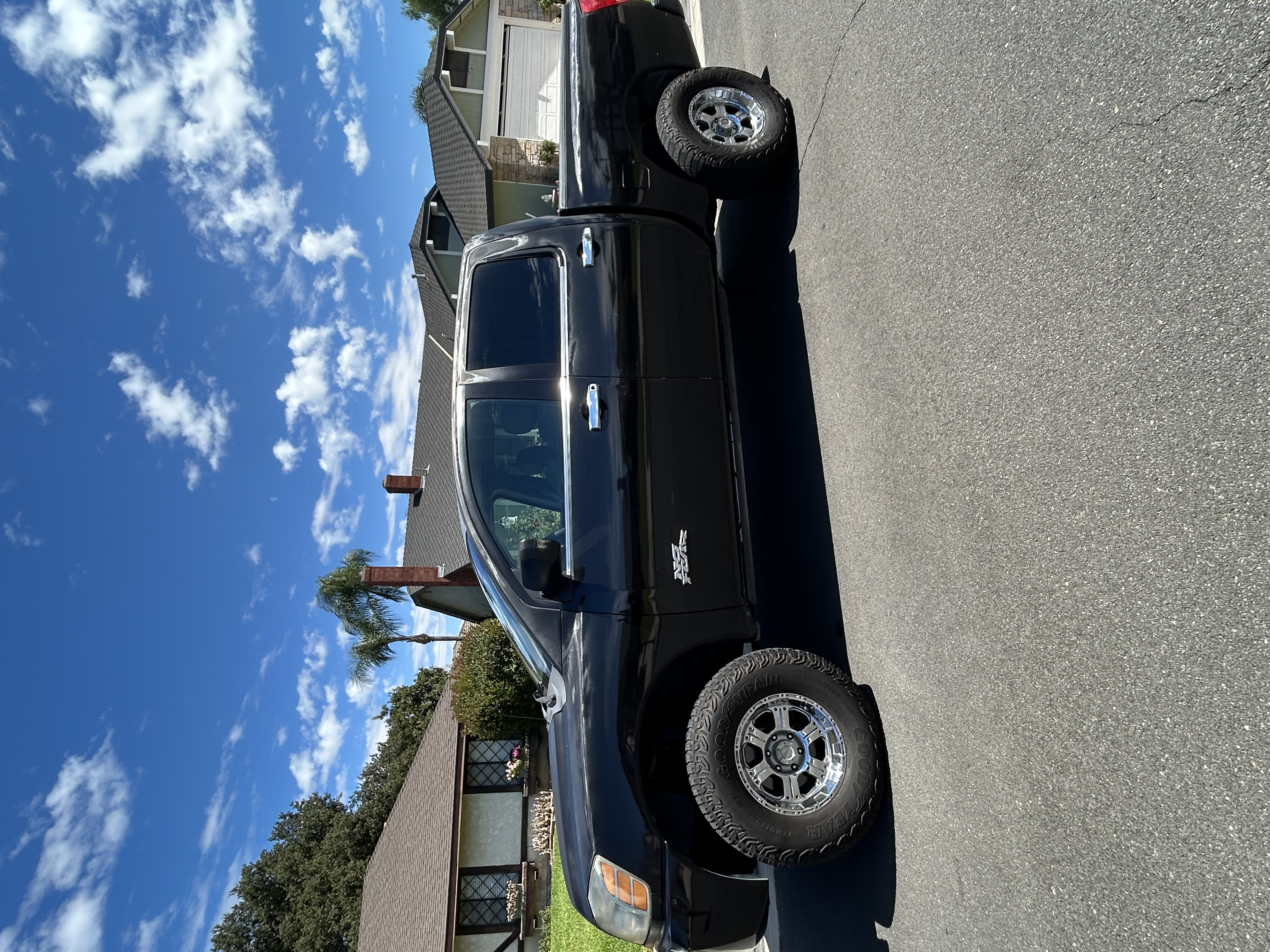 Used 2006 Nissan Titan XE RWD image 2