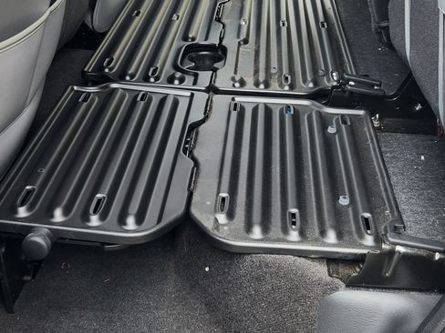 Used 2005 Dodge Ram 1500 Truck SLT w/ Quad Cab Big Horn Value Group image 13