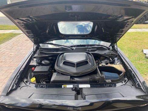 Used 2014 Dodge Challenger R/T image 14