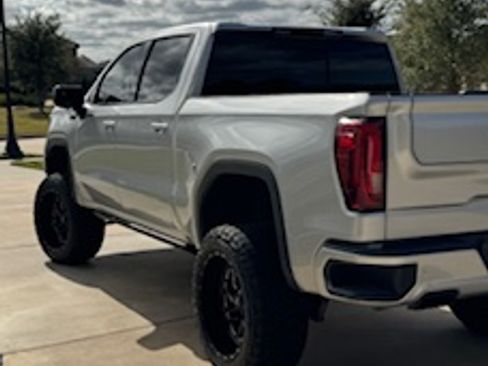 Used 2019 GMC Sierra 1500 SLT image 6