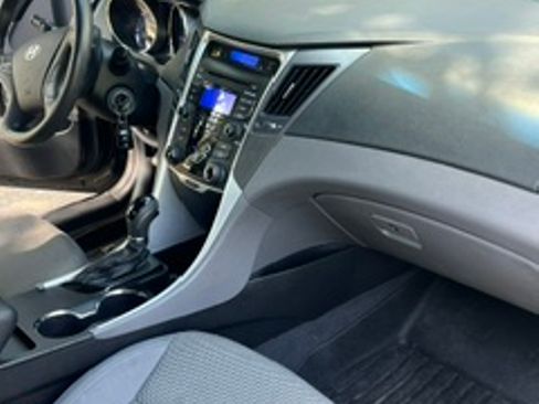 Used 2013 Hyundai Sonata GLS FWD image 12