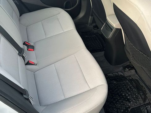 Used 2018 Hyundai Elantra Value Edition image 5