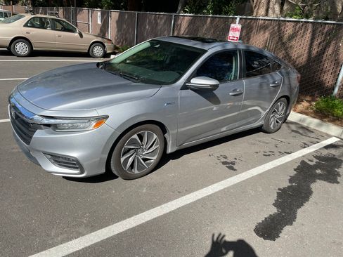 Used 2020 Honda Insight Touring image 2