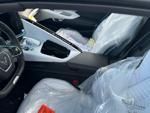 Used 2024 Chevrolet Corvette Z06 w/ Z07 Performance Package image 22