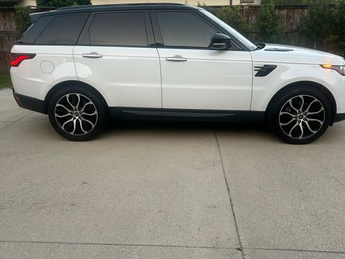 Used 2021 Land Rover Range Rover Sport HSE Silver Edition AWD/4WD image 2