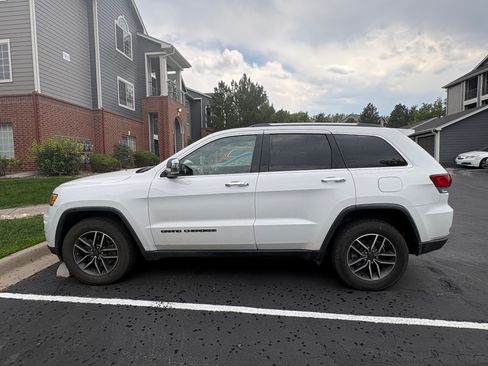Used 2021 Jeep Grand Cherokee Limited AWD/4WD image 5