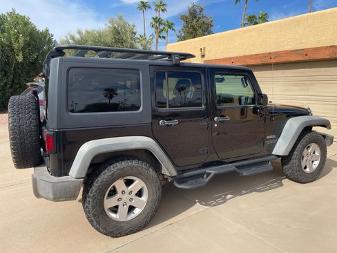 Used 2014 Jeep Wrangler Unlimited Sport w/ Quick Order Package 23S AWD/4WD image 13