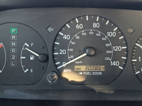 Used 2001 Toyota Camry LE image 11