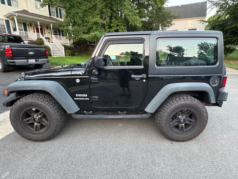 Used 2016 Jeep Wrangler Sport w/ Quick Order Package 23S AWD/4WD image 13