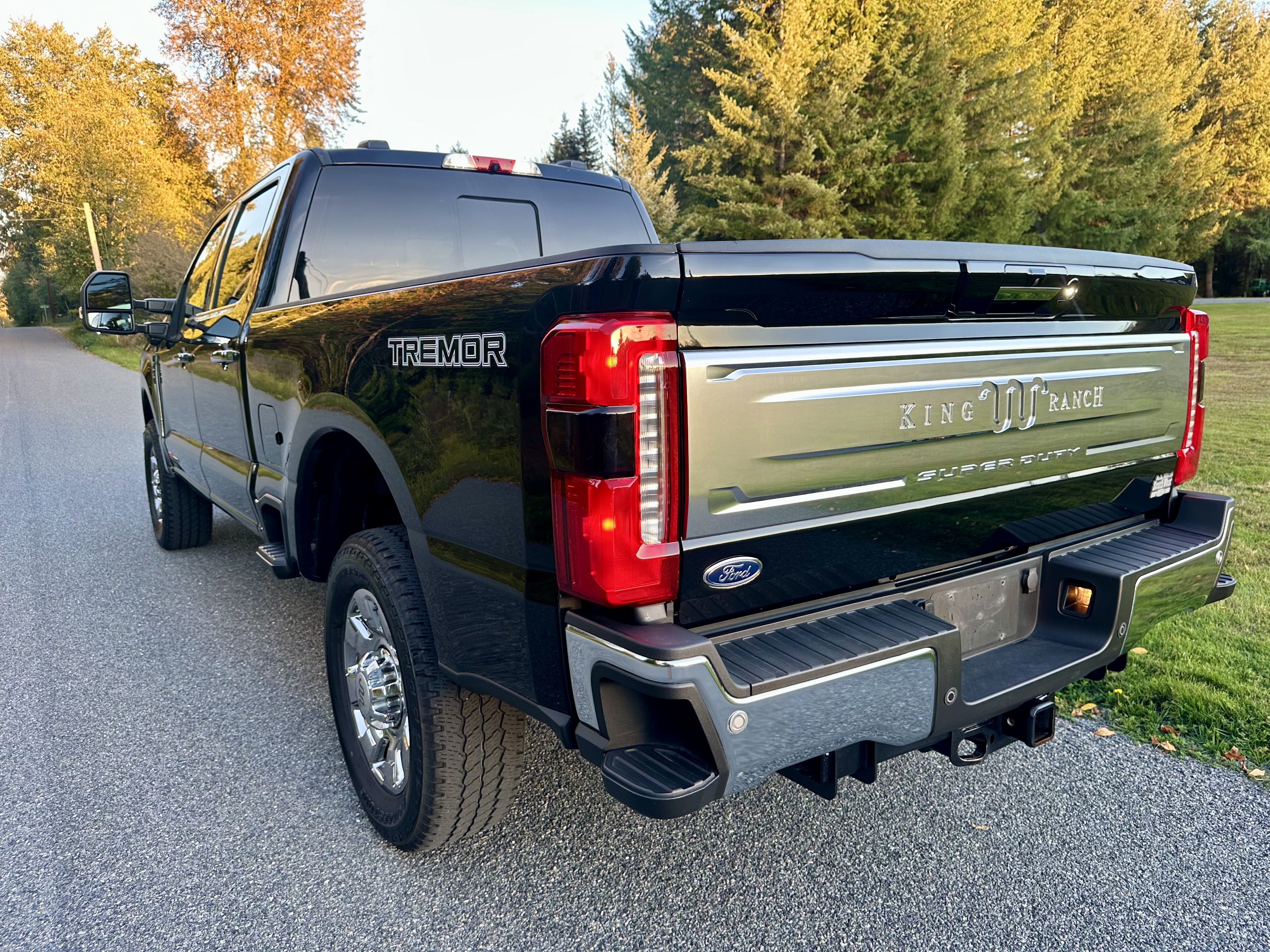 Used 2024 Ford F250 King Ranch w/ Chrome Package AWD/4WD image 4
