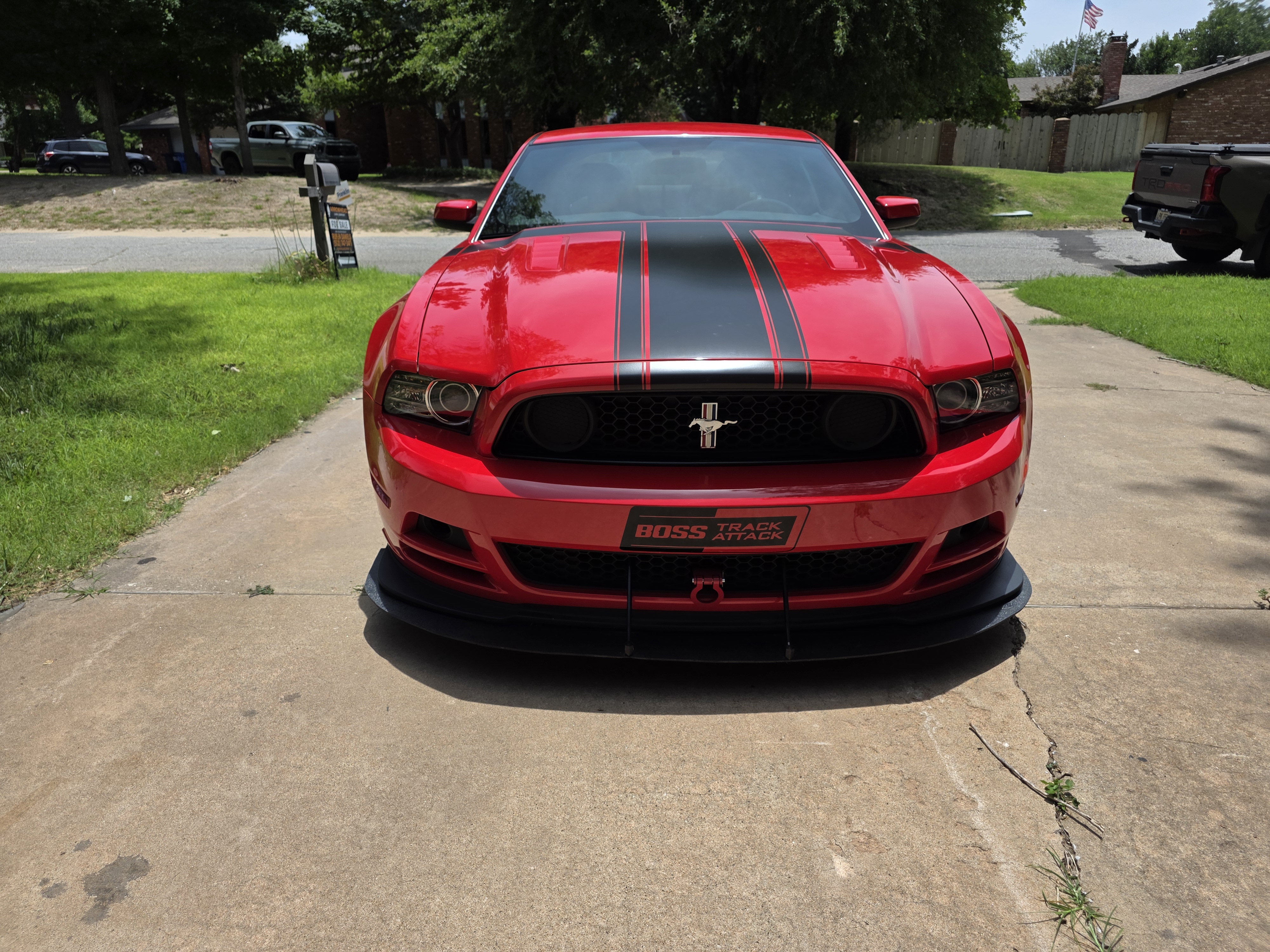 Used 2013 Ford Mustang Boss 302 w/ Boss 302 Accessory Pkg RWD image 2