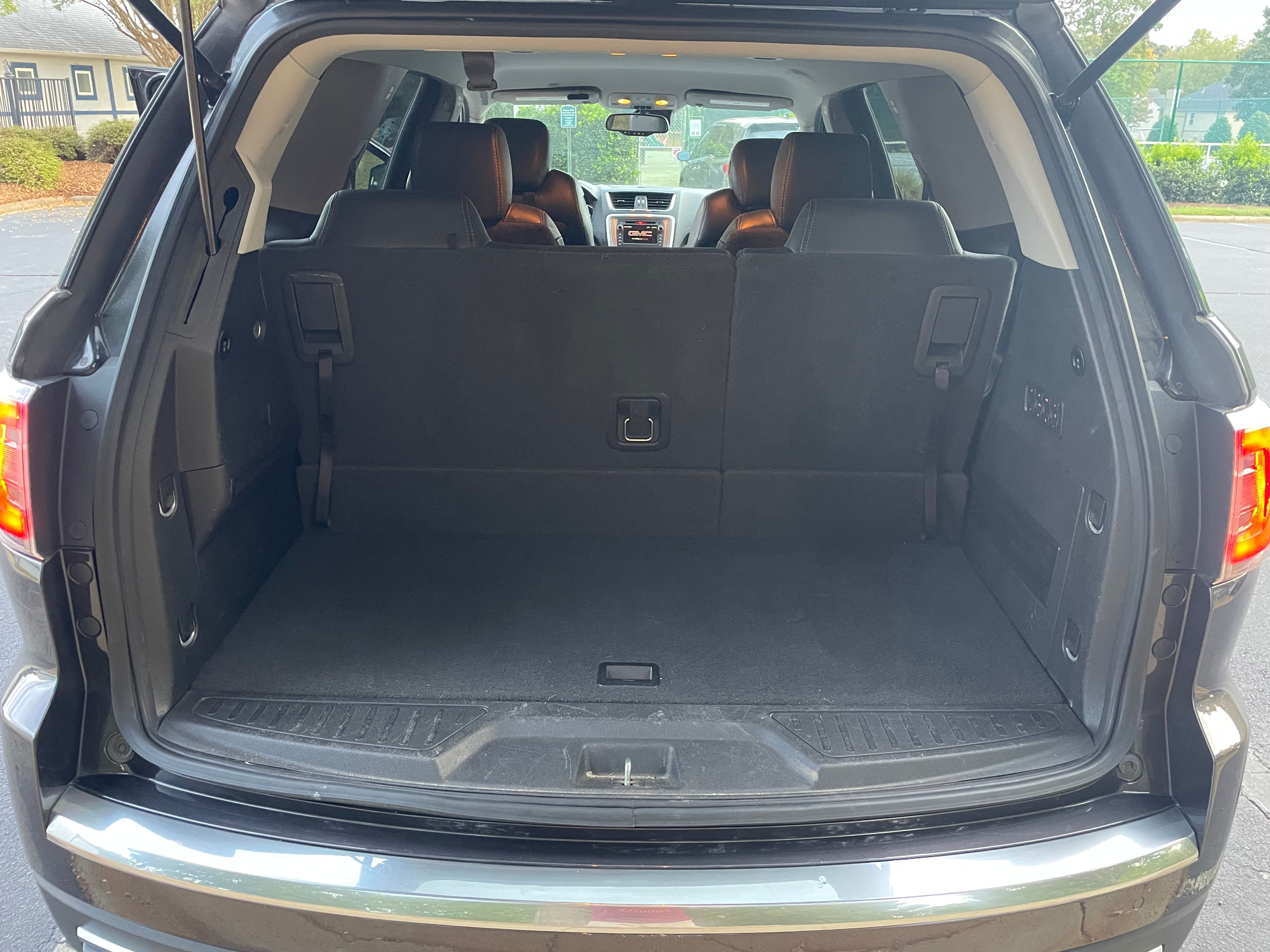 Used 2017 GMC Acadia Limited SLT AWD/4WD image 18