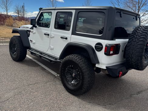 Used 2021 Jeep Wrangler Unlimited Rubicon image 4