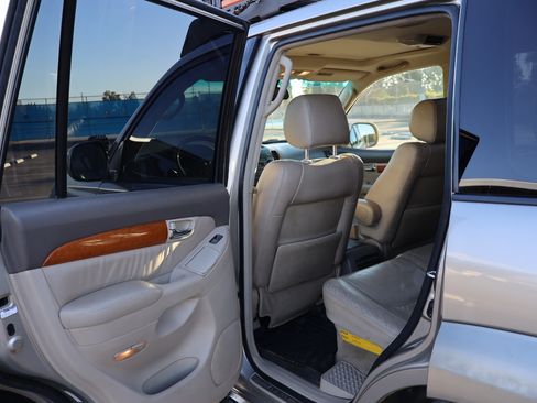 Used 2004 Lexus GX 470 image 20