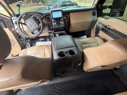 Used 2016 Ford F250 Lariat w/ Lariat Ultimate Package