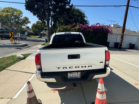 Used 2023 Toyota Tacoma SR5 image 2