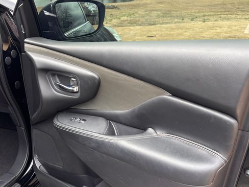 Used 2017 Nissan Murano Platinum w/ Platinum Technology Package image 15